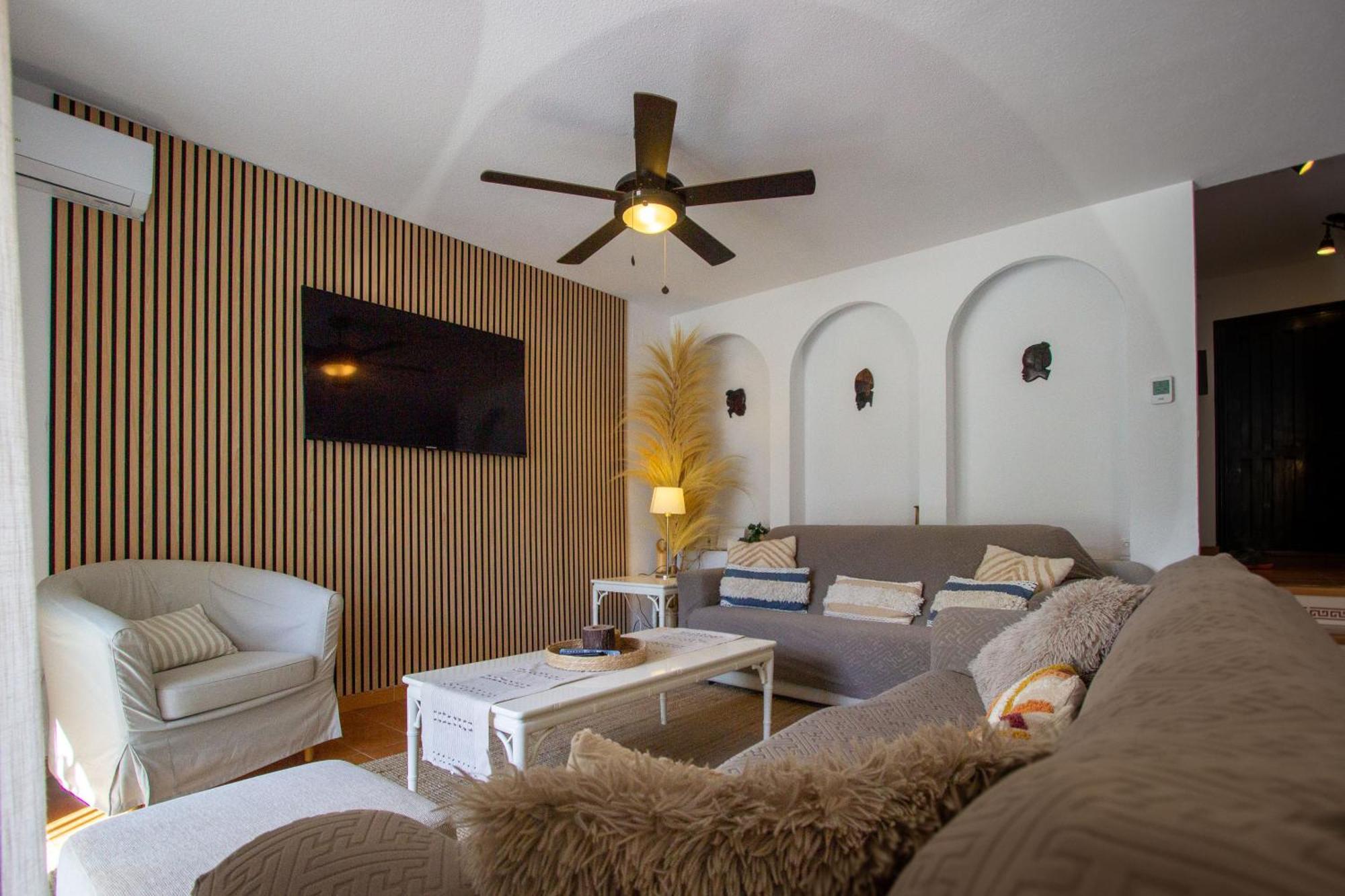 Marina De Casares Beach House Сан-Луис-де-Сабинильяс Экстерьер фото
